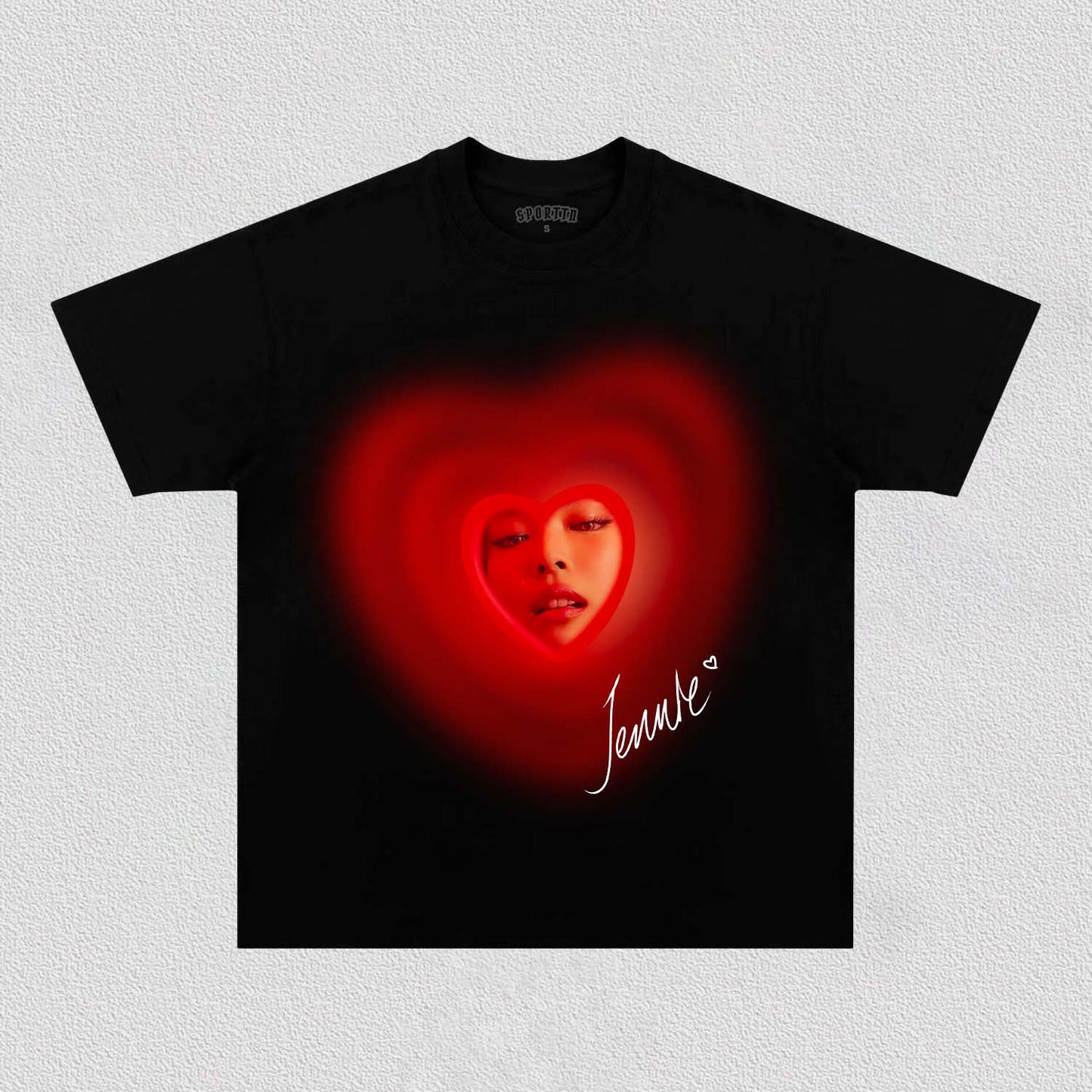 JENNIE 2.0 TEE
